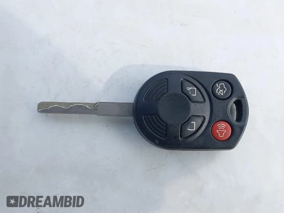 ✅ 2013 Ford C-Max SE • VIN: 1FADP5AU3DL522739 • Lot: 41230079. Wystawiony na IAAI z przebiegiem 86 445 mil. Bezpłatny archiwum sprzedaży aukcyjnych z USA i szczegółowy raport historii pojazdu na DreamBid. Zdjęcie 11.