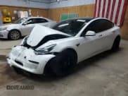 ✅ 2021 Tesla Model 3 Long Range • VIN: 5YJ3E1EB6MF055641 • Lot: 90467475. Wystawiony na Copart z przebiegiem 67 678 mil. Bezpłatny archiwum sprzedaży aukcyjnych z USA i szczegółowy raport historii pojazdu na DreamBid. Zdjęcie 1.