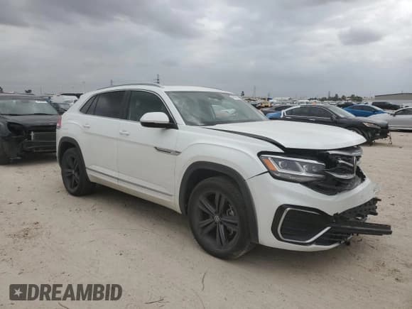 ✅ 2022 Volkswagen Atlas SEL R-Line • VIN: 1V2SE2CA8NC218248 • Lot: 48196275. Wystawiony na Copart z przebiegiem 28 922 mil. Bezpłatny archiwum sprzedaży aukcyjnych z USA i szczegółowy raport historii pojazdu na DreamBid. Zdjęcie 4.