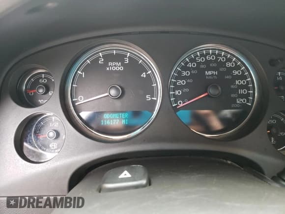 ✅ 2007 Chevrolet Silverado 2500HD 2LT • VIN: 1GCHK23607F556728 • Лот: 71477675. Опубликован ранее на Copart с пробегом 116 177 миль. Бесплатный доступ к архиву аукционных продаж из США и подробный отчёт об истории автомобиля на DreamBid. Изображение 8.