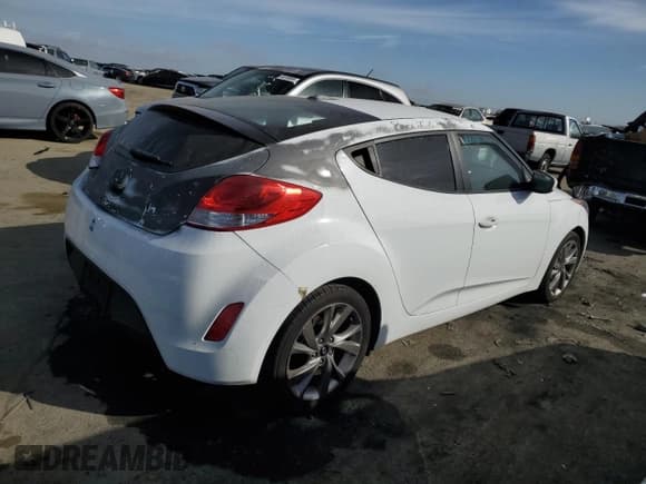 ✅ 2017 Hyundai Veloster Value Edition • VIN: KMHTC6AD5HU315224 • Lot: 44946935. Wystawiony na Copart z przebiegiem 57 516 mil. Bezpłatny archiwum sprzedaży aukcyjnych z USA i szczegółowy raport historii pojazdu na DreamBid. Zdjęcie 3.