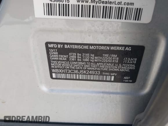 ✅ 2018 BMW X1 xDrive28i • VIN: WBXHT3C36J5K24933 • Lot: 43637019. Wystawiony na IAAI z przebiegiem 60 613 mil. Bezpłatny archiwum sprzedaży aukcyjnych z USA i szczegółowy raport historii pojazdu na DreamBid. Zdjęcie 9.