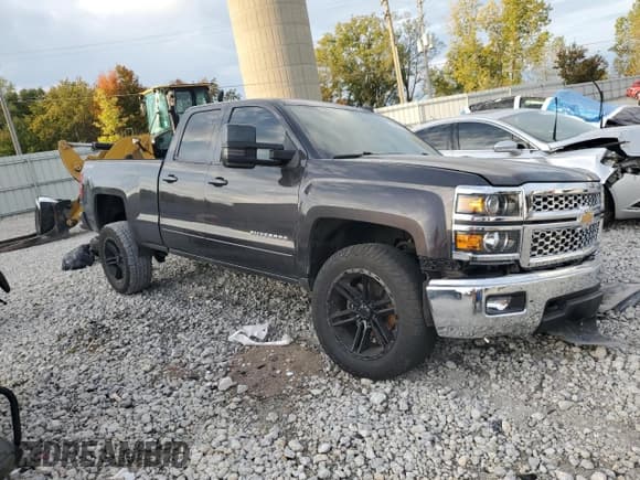✅ 2015 Chevrolet Silverado 1500 LT • VIN: 1GCVKREC4FZ377748 • Lot: 86457235. Wystawiony na Copart z przebiegiem 171 671 mil. Bezpłatny archiwum sprzedaży aukcyjnych z USA i szczegółowy raport historii pojazdu na DreamBid. Zdjęcie 4.