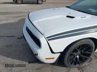 2013 Dodge Challenger R/T Plus z VIN 2C3CDYBTXDH531266, wystawiony jako IAAI lot #43506450 z przebiegiem 74 712 mil mil oraz . Historia ofert i sprzedaży dostępna na DreamBid. Obrazek 6.