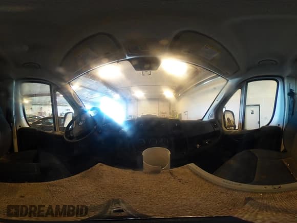 ✅ 2018 Ram ProMaster Cargo • VIN: 3C6TRVAG5JE134675 • Lot: 43534462. Wystawiony na IAAI z przebiegiem 180 220 mil. Bezpłatny archiwum sprzedaży aukcyjnych z USA i szczegółowy raport historii pojazdu na DreamBid. Zdjęcie 19.