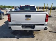 ✅ 2017 Chevrolet Silverado 1500 Custom • VIN: 1GCRCPEH9HZ282118 • Lot: 58127325. Wystawiony na Copart z przebiegiem 153 813 mil. Bezpłatny archiwum sprzedaży aukcyjnych z USA i szczegółowy raport historii pojazdu na DreamBid. Zdjęcie 6.