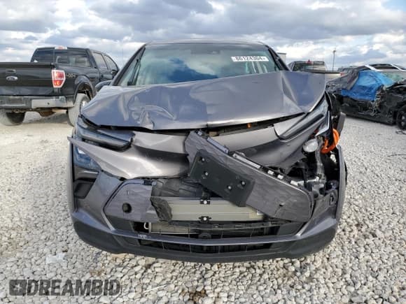 ✅ 2023 Chevrolet Bolt EV 2LT • VIN: 1G1FX6S07P4193510 • Lot: 86124304. Wystawiony na Copart z przebiegiem Nie podano. Bezpłatny archiwum sprzedaży aukcyjnych z USA i szczegółowy raport historii pojazdu na DreamBid. Zdjęcie 5.