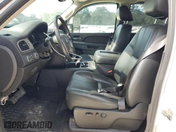 ✅ 2013 Chevrolet Silverado 2500HD LTZ • VIN: 1GC1KYCG1DF187306 • Lot: 81920074. Listed on Copart with 99,512 mi. Free auction sales archive from the USA and detailed vehicle history report at DreamBid. Image 7.