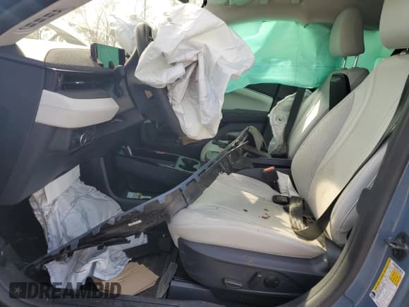 ✅ 2024 Ford Mustang Mach-E Premium • VIN: 3FMTK3SU8RMA30006 • Лот: 91764805. Опубликован ранее на Copart с пробегом 17 653 миль. Бесплатный доступ к архиву аукционных продаж из США и подробный отчёт об истории автомобиля на DreamBid. Изображение 7.