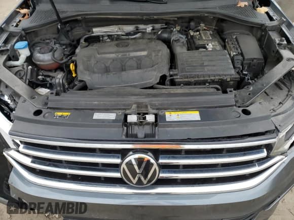 ✅ 2023 Volkswagen Tiguan SE • VIN: 3VV2B7AX2PM053394 • Lot: 80225344. Wystawiony na Copart z przebiegiem Nie podano. Bezpłatny archiwum sprzedaży aukcyjnych z USA i szczegółowy raport historii pojazdu na DreamBid. Zdjęcie 13.