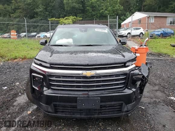 2024 Chevrolet Traverse AWD LT z VIN 1GNEVGKS3RJ241032, wystawiony jako Copart lot #66910035 z przebiegiem Nie podano mil oraz Szkoda całkowita • Salvage title. Historia ofert i sprzedaży dostępna na DreamBid. Obrazek 5.