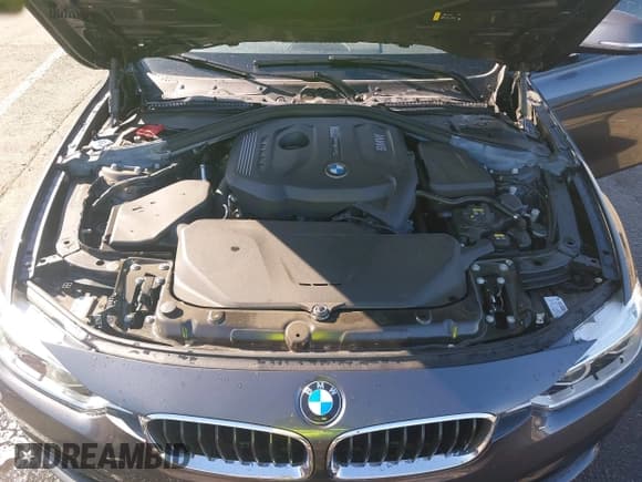 ✅ 2017 BMW 3 Series 330i xDrive • VIN: WBA8D9C31HA004272 • Лот: 43595184. Опубликован ранее на IAAI с пробегом 34 112 миль. Бесплатный доступ к архиву аукционных продаж из США и подробный отчёт об истории автомобиля на DreamBid. Изображение 10.