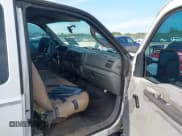 ✅ 2004 Ford F-250 XL • VIN: 1FTNX20P64EE00955 • Lot: 43136877. Listed on IAAI with 341,302 mi. Free auction sales archive from the USA and detailed vehicle history report at DreamBid. Image 5.