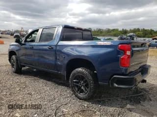 ✅ 2021 Chevrolet Silverado 1500 LT Trail Boss • VIN: 1GCPYFEDXMZ310325 • Lot: 70580424. Wystawiony na Copart z przebiegiem 47 352 mil. Bezpłatny archiwum sprzedaży aukcyjnych z USA i szczegółowy raport historii pojazdu na DreamBid. Zdjęcie 2.
