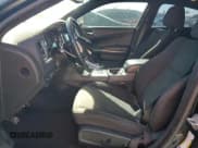 ✅ 2013 Dodge Charger RT Plus • VIN: 2C3CDXDT3DH555951 • Lot: 90936475. Wystawiony na Copart z przebiegiem 218 301 mil. Bezpłatny archiwum sprzedaży aukcyjnych z USA i szczegółowy raport historii pojazdu na DreamBid. Zdjęcie 7.