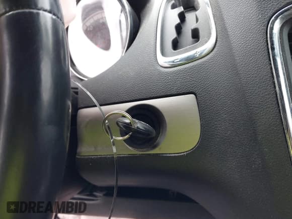 ✅ 2014 Dodge Grand Caravan R/T • VIN: 2C4RDGEG1ER162887 • Lot: 43656359. Listed on IAAI with 134,377 mi. Free auction sales archive from the USA and detailed vehicle history report at DreamBid. Image 11.