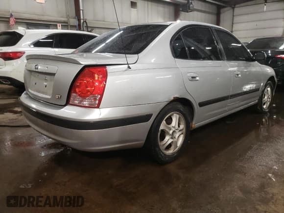 ✅ 2004 Hyundai Elantra GLS • VIN: KMHDN46D74U806044 • Lot: 46866905. Wystawiony na Copart z przebiegiem 148 980 mil. Bezpłatny archiwum sprzedaży aukcyjnych z USA i szczegółowy raport historii pojazdu na DreamBid. Zdjęcie 3.