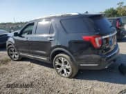 ✅ 2019 Ford Explorer Platinum • VIN: 1FM5K8HT0KGA21224 • Lot: 54771425. Wystawiony na Copart z przebiegiem 114 525 mil. Bezpłatny archiwum sprzedaży aukcyjnych z USA i szczegółowy raport historii pojazdu na DreamBid. Zdjęcie 2.