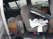 ✅ 2013 Ford Econoline Passenger XL • VIN: 1FBSS3BL0DDA90801 • Lot: 41599448. Wystawiony na IAAI z przebiegiem 234 881 mil. Bezpłatny archiwum sprzedaży aukcyjnych z USA i szczegółowy raport historii pojazdu na DreamBid. Zdjęcie 8.