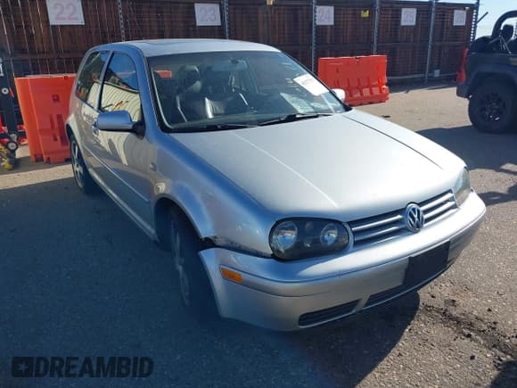 ✅ 2001 Volkswagen Golf GTI • VIN: 9BWPG61J614076827 • Lot: 43177571. Wystawiony na IAAI z przebiegiem 151 860 mil. Bezpłatny archiwum sprzedaży aukcyjnych z USA i szczegółowy raport historii pojazdu na DreamBid. Zdjęcie 6.