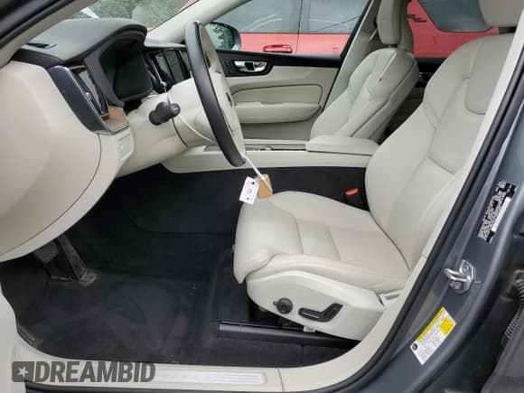 ✅ 2020 Volvo XC60 Inscription • VIN: YV4102DL1L1421094 • Лот: 69822114. Опубликован ранее на Copart с пробегом 45 189 миль. Бесплатный доступ к архиву аукционных продаж из США и подробный отчёт об истории автомобиля на DreamBid. Изображение 7.