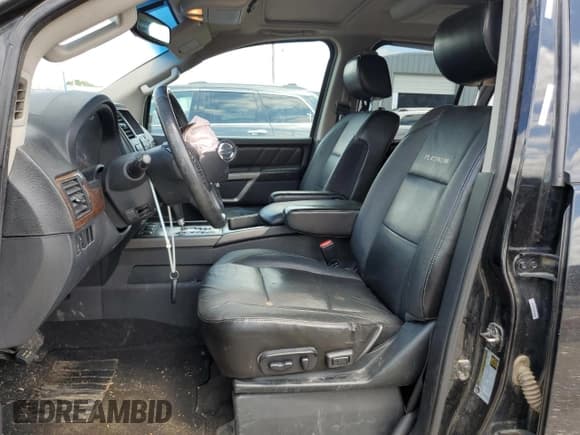 ✅ 2015 Nissan Armada Platinum • VIN: 5N1BA0NEXFN612501 • Lot: 59966605. Wystawiony na Copart z przebiegiem 146 550 mil. Bezpłatny archiwum sprzedaży aukcyjnych z USA i szczegółowy raport historii pojazdu na DreamBid. Zdjęcie 7.