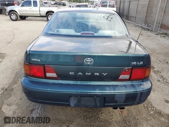 ✅ 1996 Toyota Camry LE • VIN: 4T1BF12K9TU872052 • Лот: 82711925. Опубликован ранее на Copart с пробегом 211 675 миль. Бесплатный доступ к архиву аукционных продаж из США и подробный отчёт об истории автомобиля на DreamBid. Изображение 6.
