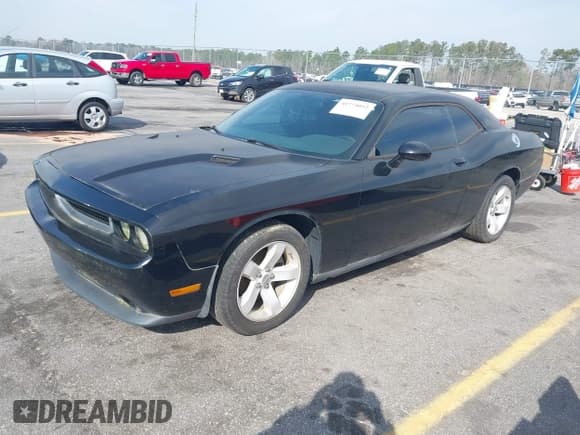 ✅ 2013 Dodge Challenger Rallye Redline • VIN: 2C3CDYAG3DH517925 • Lot: 41774052. Wystawiony na IAAI z przebiegiem 151 207 mil. Bezpłatny archiwum sprzedaży aukcyjnych z USA i szczegółowy raport historii pojazdu na DreamBid. Zdjęcie 18.
