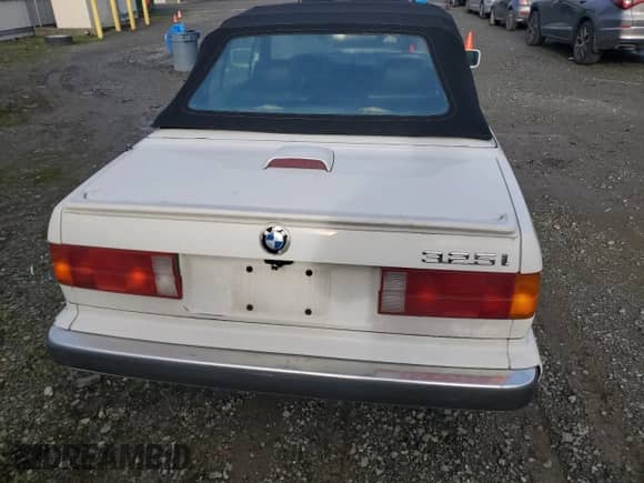 1990 BMW 3 Series z VIN WBABB2304LEC20114, wystawiony jako Copart lot #41611475 z przebiegiem 169 778 mil mil oraz Szkoda całkowita • Salvage title. Historia ofert i sprzedaży dostępna na DreamBid. Obrazek 6.