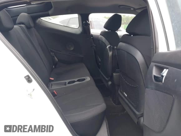 ✅ 2016 Hyundai Veloster • VIN: KMHTC6AD8GU248455 • Lot: 42947167. Listed on IAAI with 143,050 mi. Free auction sales archive from the USA and detailed vehicle history report at DreamBid. Image 8.