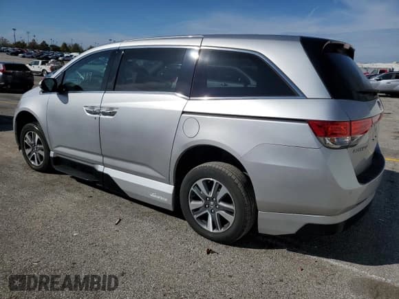 ✅ 2015 Honda Odyssey Touring Elite • VIN: 5FNRL5H93FB041067 • Lot: 80151484. Listed on Copart with 71,999 mi. Free auction sales archive from the USA and detailed vehicle history report at DreamBid. Image 2.