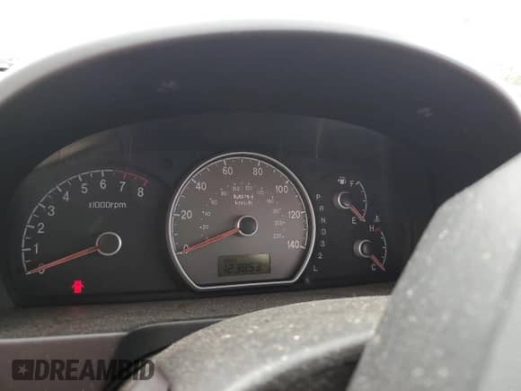 2008 Hyundai Elantra GLS z VIN KMHDU46D68U462327, wystawiony jako Copart lot #72730064 z przebiegiem 123 852 mil mil oraz Szkoda całkowita • Salvage title. Historia ofert i sprzedaży dostępna na DreamBid. Obrazek 9.