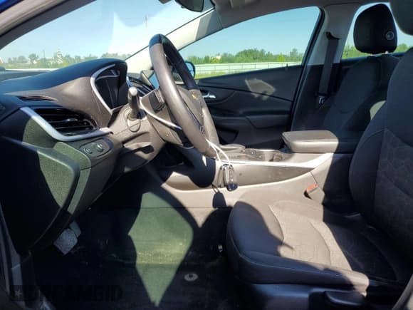 ✅ 2018 Chevrolet Volt LT • VIN: 1G1RA6S51JU118965 • Lot: 59670314. Wystawiony na Copart z przebiegiem 80 252 mil. Bezpłatny archiwum sprzedaży aukcyjnych z USA i szczegółowy raport historii pojazdu na DreamBid. Zdjęcie 7.
