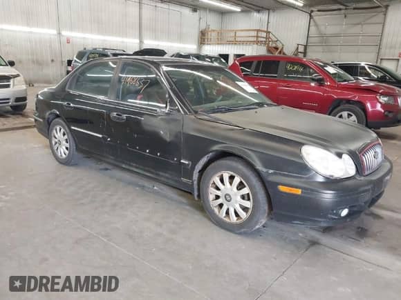 2004 Hyundai Sonata GLS z VIN KMHWF35H04A049655, wystawiony jako IAAI lot #41968637 z przebiegiem 251 948 mil mil oraz . Historia ofert i sprzedaży dostępna na DreamBid. Obrazek 1.