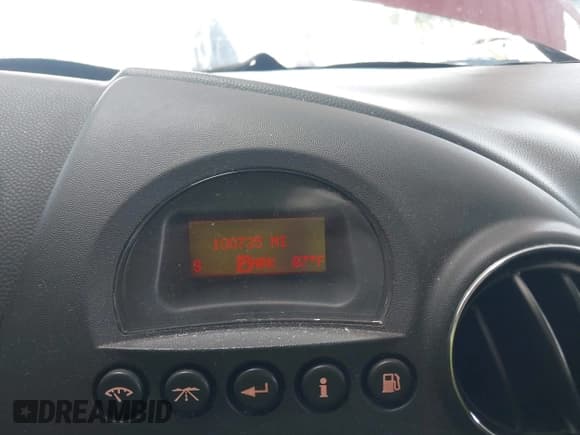 ✅ 2006 Pontiac Grand Prix GT • VIN: 2G2WR554361257941 • Лот: 43124634. Опубликован ранее на IAAI с пробегом 100 735 миль. Бесплатный доступ к архиву аукционных продаж из США и подробный отчёт об истории автомобиля на DreamBid. Изображение 7.