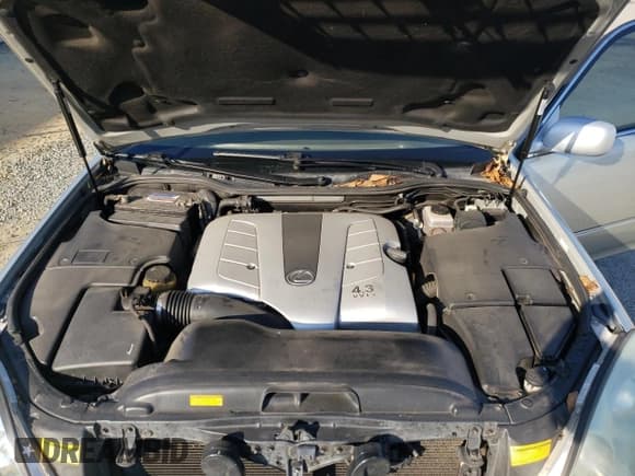 ✅ 2003 Lexus LS 430 • VIN: JTHBN30F130110560 • Лот: 44278154. Опубликован ранее на Copart с пробегом 124 885 миль. Бесплатный доступ к архиву аукционных продаж из США и подробный отчёт об истории автомобиля на DreamBid. Изображение 11.