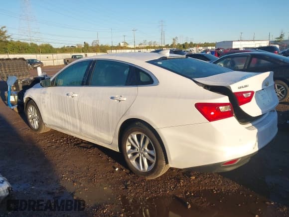 ✅ 2018 Chevrolet Malibu LT • VIN: 1G1ZD5ST1JF184775 • Lot: 43482546. Listed on IAAI with 96,805 mi. Free auction sales archive from the USA and detailed vehicle history report at DreamBid. Image 3.