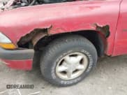 ✅ 1999 Dodge Dakota Sport • VIN: 1B7FL26P3XS292677 • Lot: 42274571. Wystawiony na IAAI z przebiegiem 205 641 mil. Bezpłatny archiwum sprzedaży aukcyjnych z USA i szczegółowy raport historii pojazdu na DreamBid. Zdjęcie 6.