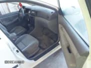 ✅ 2003 Toyota Corolla LE • VIN: 1NXBR32E83Z026119 • Lot: 43580215. Wystawiony na IAAI z przebiegiem 219 949 mil. Bezpłatny archiwum sprzedaży aukcyjnych z USA i szczegółowy raport historii pojazdu na DreamBid. Zdjęcie 5.