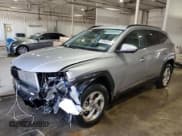 ✅ 2022 Hyundai Tucson Preferred • VIN: KM8JBCAE3NU170567 • Lot: 49965335. Wystawiony na Copart z przebiegiem 22 950 mil. Bezpłatny archiwum sprzedaży aukcyjnych z USA i szczegółowy raport historii pojazdu na DreamBid. Zdjęcie 1.