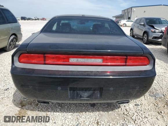 ✅ 2013 Dodge Challenger Rallye Redline • VIN: 2C3CDYAG8DH534218 • Lot: 48923065. Wystawiony na Copart z przebiegiem 93 893 mil. Bezpłatny archiwum sprzedaży aukcyjnych z USA i szczegółowy raport historii pojazdu na DreamBid. Zdjęcie 6.