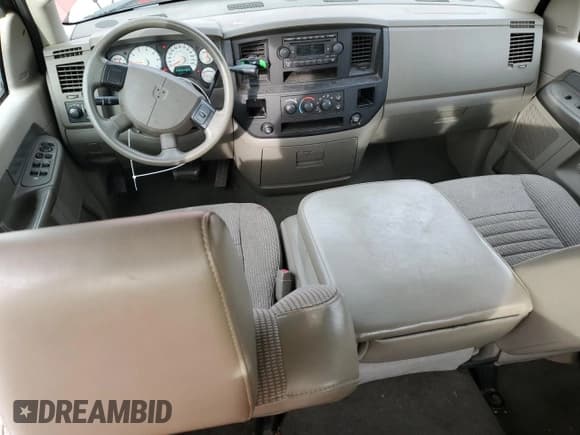 ✅ 2007 Dodge 1500 ST • VIN: 1D7HA18K07J542317 • Лот: 80531224. Опубликован ранее на Copart с пробегом 134 416 миль. Бесплатный доступ к архиву аукционных продаж из США и подробный отчёт об истории автомобиля на DreamBid. Изображение 8.