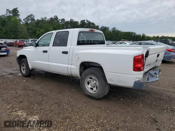 2007 Dodge Dakota ST с VIN 1D7HE28K37S200672, выставлен на аукционе Copart как лот 52682114 с пробегом 135 041 миль миль и Списание • Salvage title. История ставок и продаж доступна на DreamBid. Изображение 2.