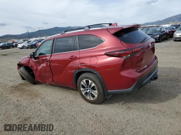 ✅ 2025 Toyota Highlander LE • VIN: 5TDKDRBH5SS575652 • Lot: 52278515. Listed on Copart with 2,378 mi. Free auction sales archive from the USA and detailed vehicle history report at DreamBid. Image 2.