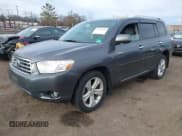 ✅ 2010 Toyota Highlander Limited • VIN: 5TDDK3EH8AS014092 • Лот: 41498965. Опубликован ранее на IAAI с пробегом 228 770 миль. Бесплатный доступ к архиву аукционных продаж из США и подробный отчёт об истории автомобиля на DreamBid. Изображение 16.
