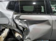 ✅ 2022 Jeep Compass Latitude • VIN: 3C4NJDBB3NT182070 • Lot: 85905135. Wystawiony na Copart z przebiegiem 55 625 mil. Bezpłatny archiwum sprzedaży aukcyjnych z USA i szczegółowy raport historii pojazdu na DreamBid. Zdjęcie 11.