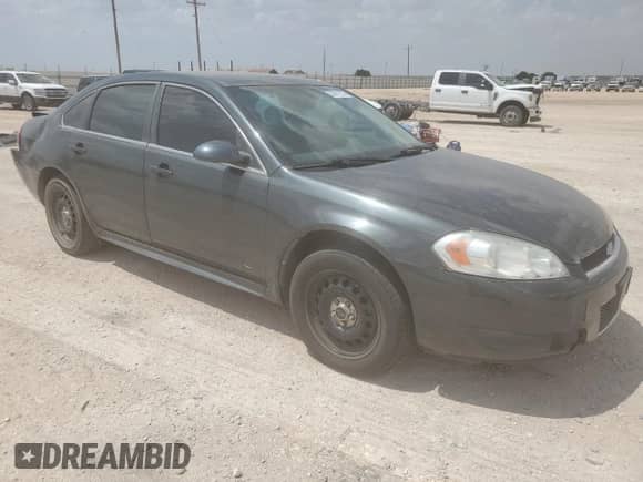 2014 Chevrolet Impala Police Police z VIN 2G1WD5E32E1166619, wystawiony jako Copart lot #53611975 z przebiegiem 102 875 mil mil oraz Szkoda całkowita • Salvage title. Historia ofert i sprzedaży dostępna na DreamBid. Obrazek 4.