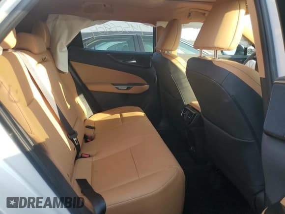 ✅ 2022 Lexus NX 250 Premium • VIN: 2T2GDCEZ0NC001511 • Лот: 74505904. Опубликован ранее на Copart с пробегом Не указан. Бесплатный доступ к архиву аукционных продаж из США и подробный отчёт об истории автомобиля на DreamBid. Изображение 10.