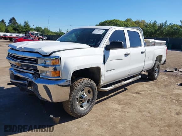 ✅ 2018 Chevrolet Silverado 2500HD Work Truck • VIN: 1GC1KUEG9JF267616 • Лот: 43395524. Опубликован ранее на IAAI с пробегом 163 479 миль. Бесплатный доступ к архиву аукционных продаж из США и подробный отчёт об истории автомобиля на DreamBid. Изображение 17.