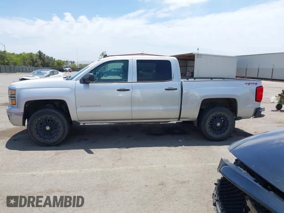 ✅ 2014 Chevrolet Silverado 1500 LT • VIN: 3GCUKREC9EG235423 • Лот: 42249382. Опубликован ранее на IAAI с пробегом 142 839 миль. Бесплатный доступ к архиву аукционных продаж из США и подробный отчёт об истории автомобиля на DreamBid. Изображение 14.